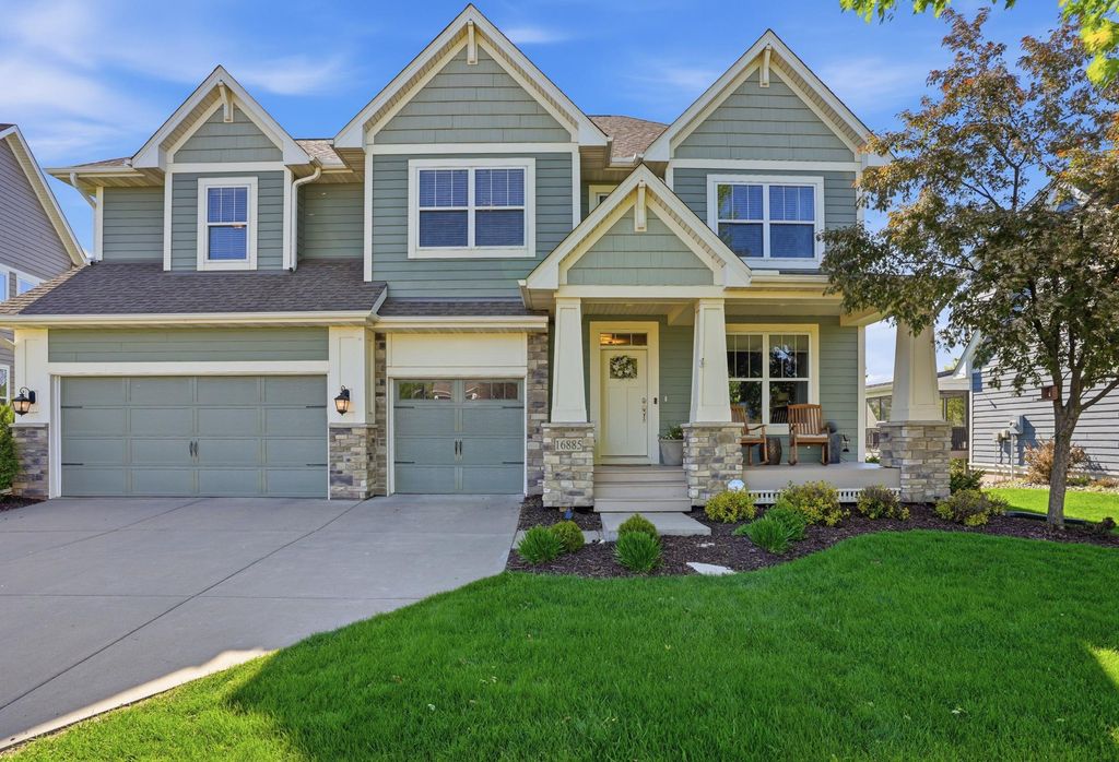 16885 Diamonte Way, Lakeville, MN 55044