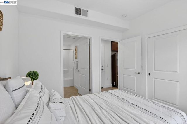411 Rhythm Ln, Hayward, CA 94544