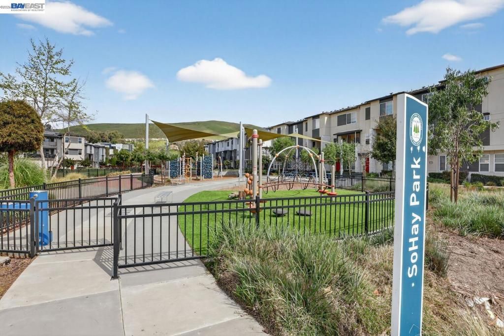 Image 24 of property listing at 411 Rhythm Ln, Hayward, CA 94544