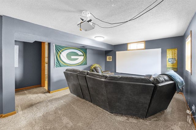 1310 Linnview Drive, Marion, IA 52302