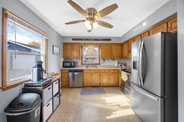 1310 Linnview Drive, Marion, IA 52302