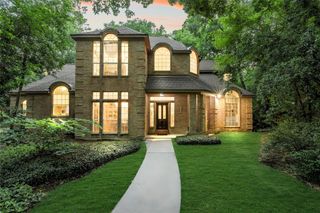23 Golden Sunset Circle, The Woodlands, TX 77381