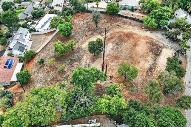 2147 Sunset Drive, Escondido, CA 92025