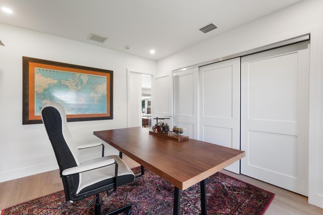 820 Canary Walk, Delray Beach, FL 33483