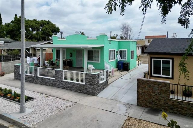 4413 La Clede, Los Angeles, CA 90039
