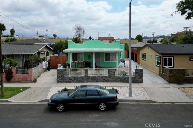 4413 La Clede, Los Angeles, CA 90039