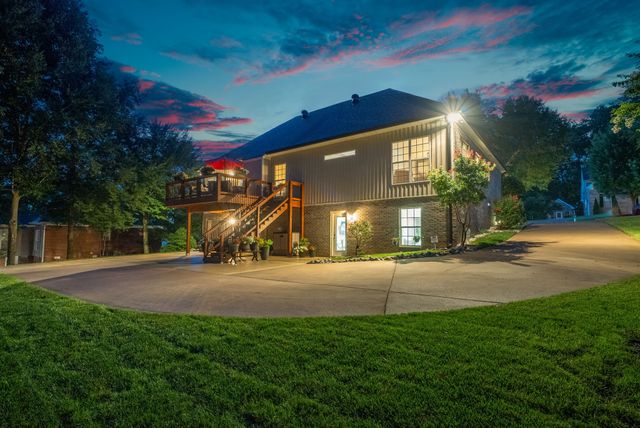 828 Brooke Valley Trce, Clarksville, TN 37043