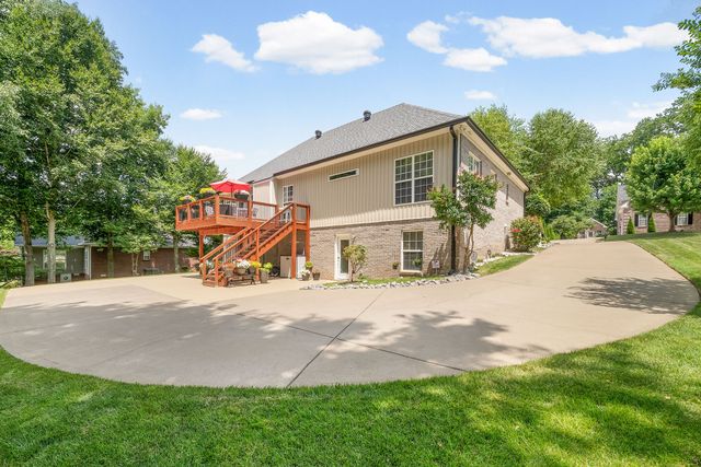 828 Brooke Valley Trce, Clarksville, TN 37043