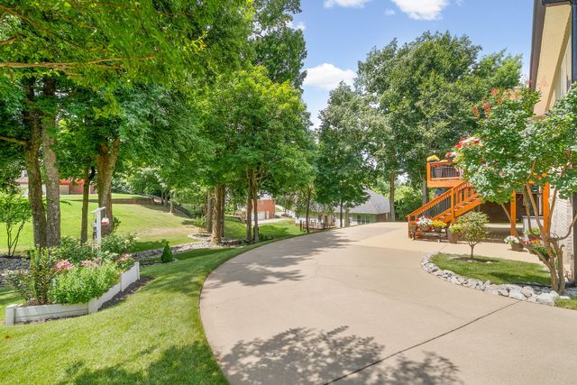 828 Brooke Valley Trce, Clarksville, TN 37043