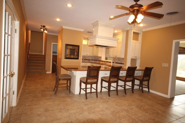 1203 W Sunset, Nashville, AR 71852