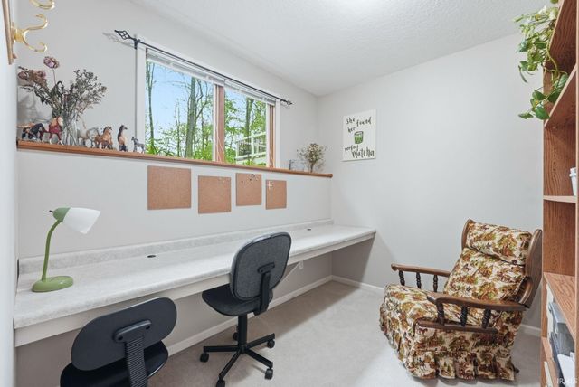 2902 Briardale Drive, Fort Wayne, IN 46825