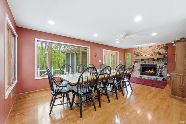 2902 Briardale Drive, Fort Wayne, IN 46825