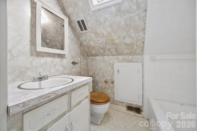 131 Baywatch Drive, Mooresville, NC 28117