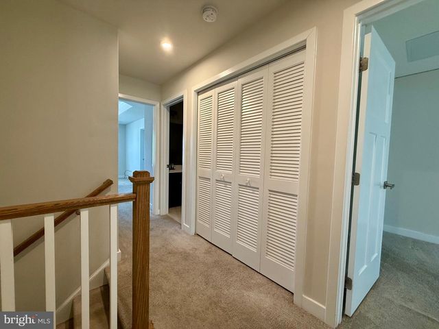 7 UNION WAY, Sicklerville, NJ 08081