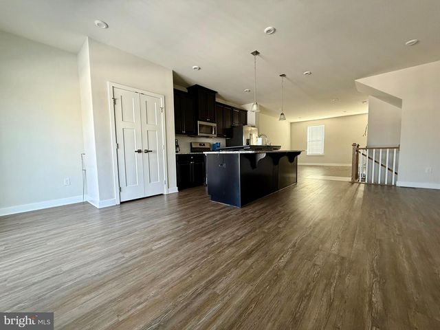 7 UNION WAY, Sicklerville, NJ 08081