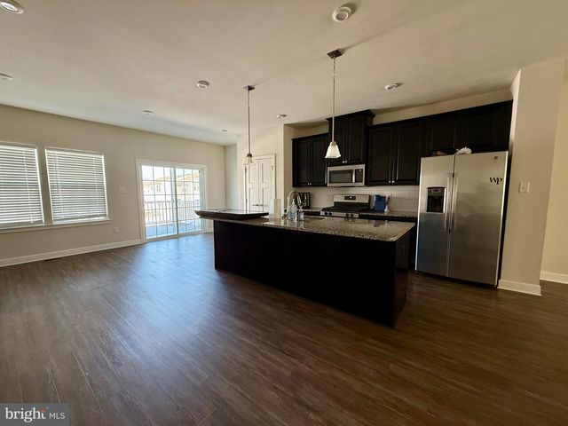 7 UNION WAY, Sicklerville, NJ 08081