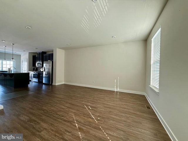 7 UNION WAY, Sicklerville, NJ 08081