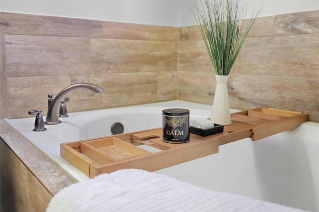 162 ANCONA AVENUE, Debary, FL 32713