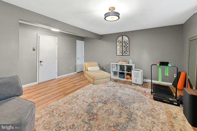 1 CROSS CREEK LN, Erwinna, PA 18920