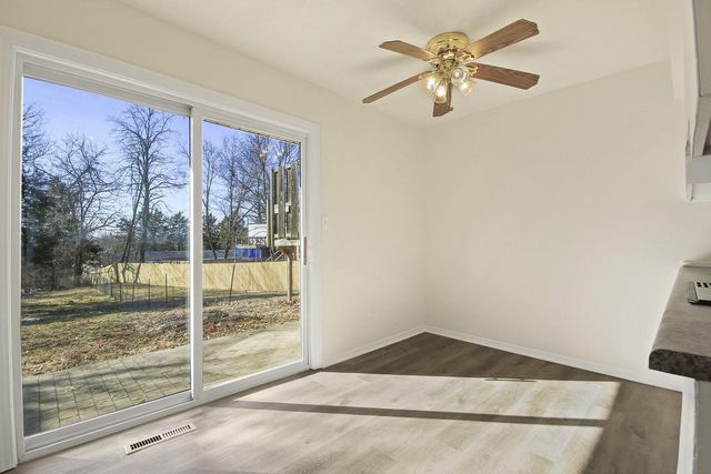 2000 JUNIPER DR A + B, Columbia, MO 65201