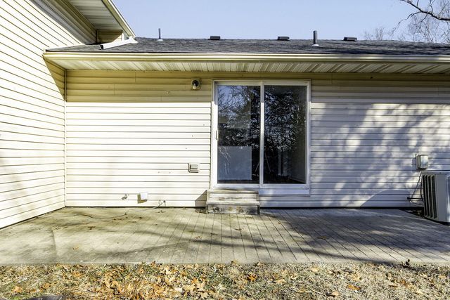 2000 JUNIPER DR A + B, Columbia, MO 65201