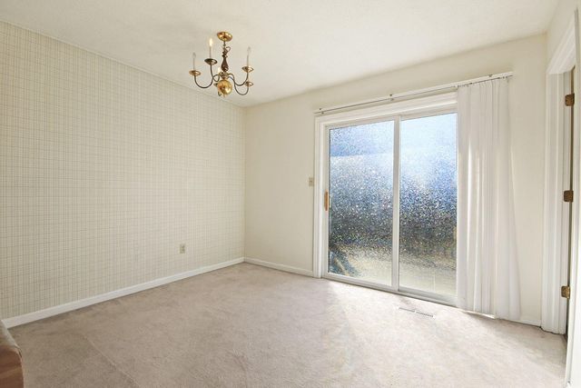 2000 JUNIPER DR A + B, Columbia, MO 65201