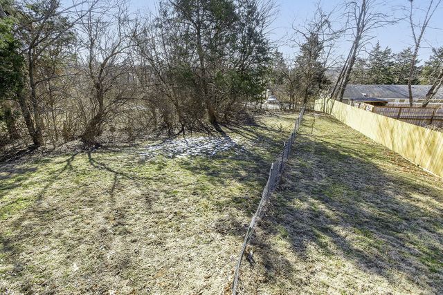 2000 JUNIPER DR A + B, Columbia, MO 65201