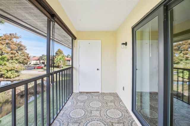 2110 HAMMOCK PINE BOULEVARD 2110, Clearwater, FL 33761