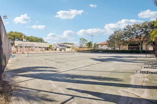 2110 HAMMOCK PINE BOULEVARD 2110, Clearwater, FL 33761