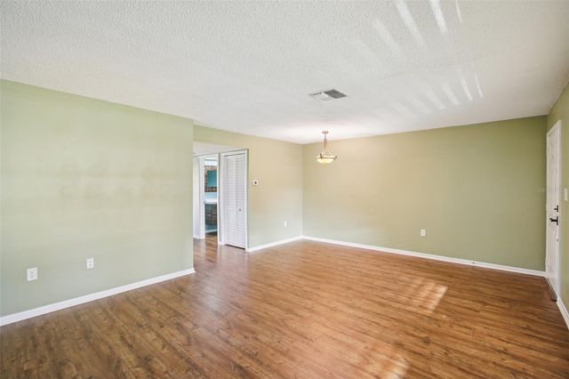 2110 HAMMOCK PINE BOULEVARD 2110, Clearwater, FL 33761