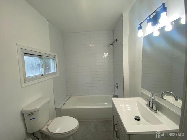 148 JONES Avenue, New Brunswick, NJ 08901