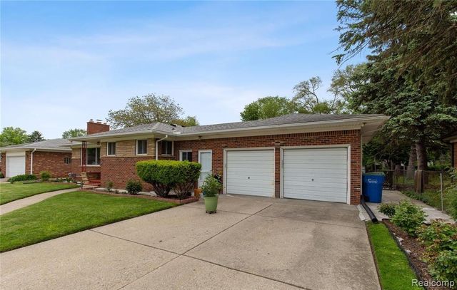 21370 Masch Avenue, Warren, MI 48091
