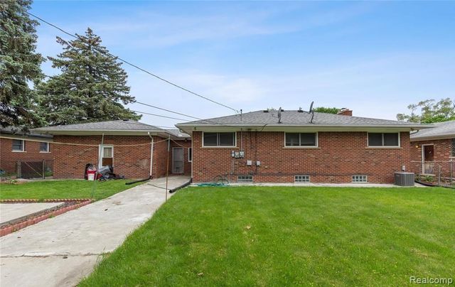 21370 Masch Avenue, Warren, MI 48091