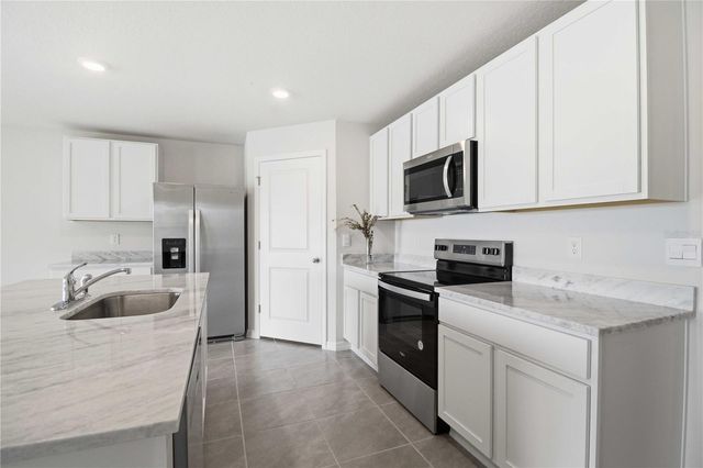 3906 111TH STREET E, Palmetto, FL 34221
