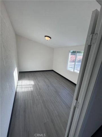 5844 Montgomery Street, Riverside, CA 92503