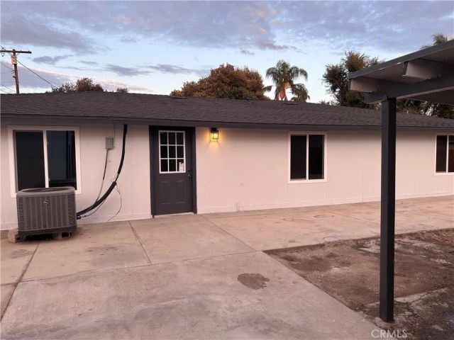 5844 Montgomery Street, Riverside, CA 92503