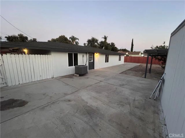 5844 Montgomery Street, Riverside, CA 92503