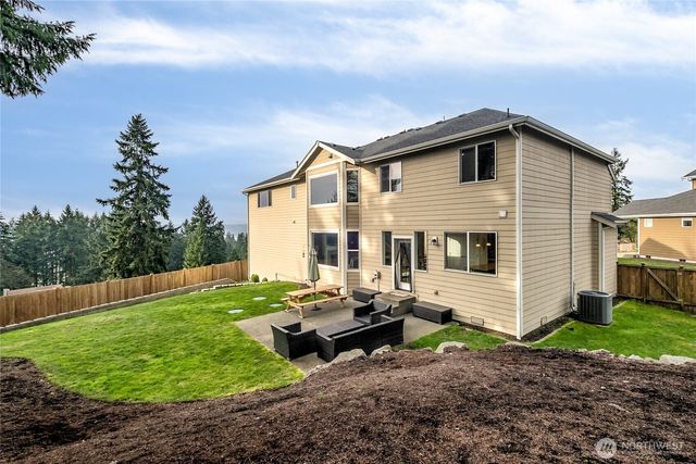 9628 34th Street Ct E, Edgewood, WA 98371