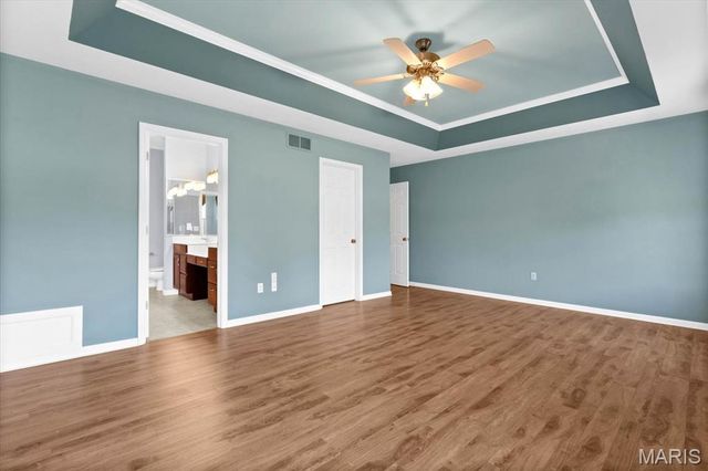 1609 10th Fairway Drive, Belleville, IL 62220