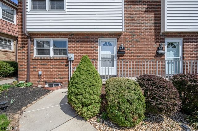 4 Cardinal Ln 1, Hillsborough Twp., NJ 08844