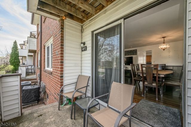 4 Cardinal Ln 1, Hillsborough Twp., NJ 08844