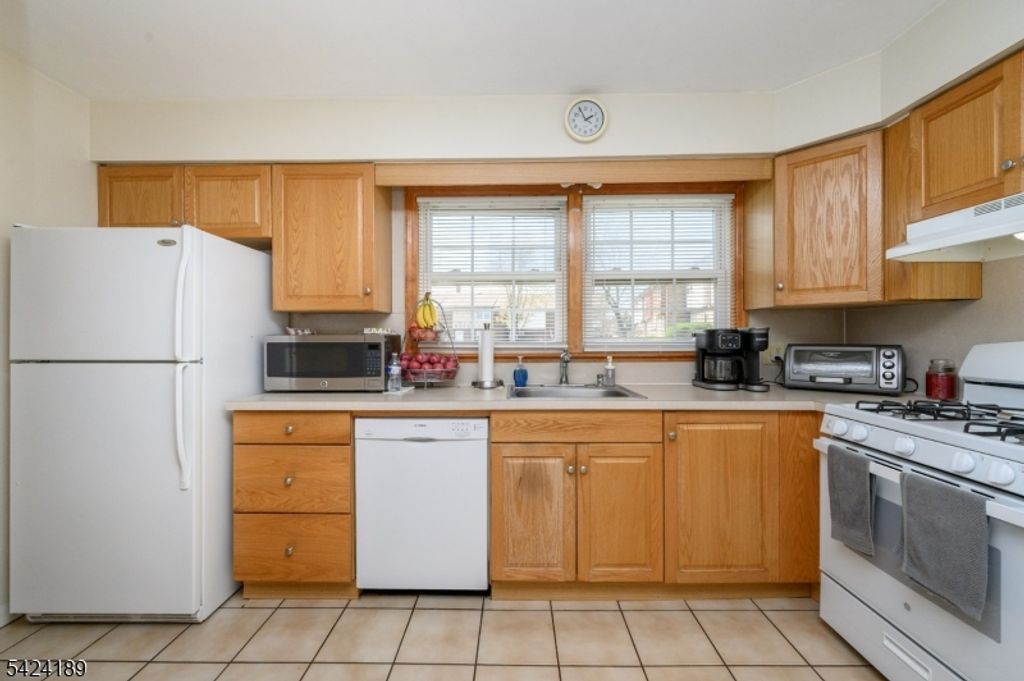 4 Cardinal Ln 1, Hillsborough Twp., NJ 08844 — photo 5