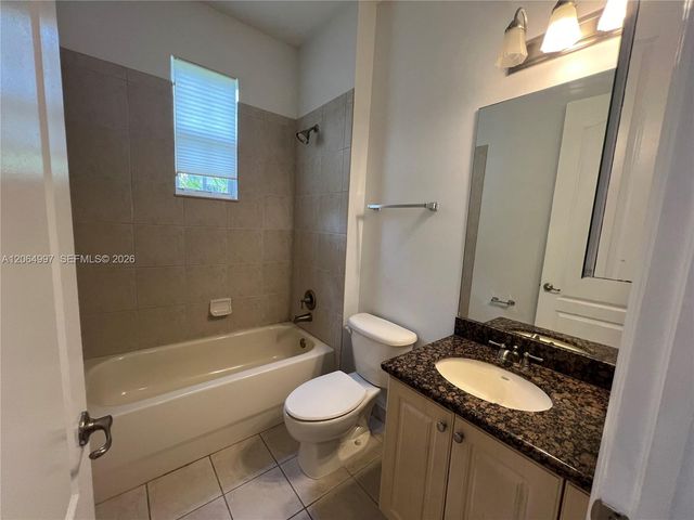 2804 Eagle Rock Cir 801, West Palm Beach, FL 33411