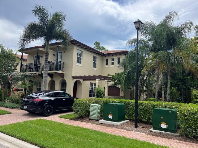 2804 Eagle Rock Cir 801, West Palm Beach, FL 33411