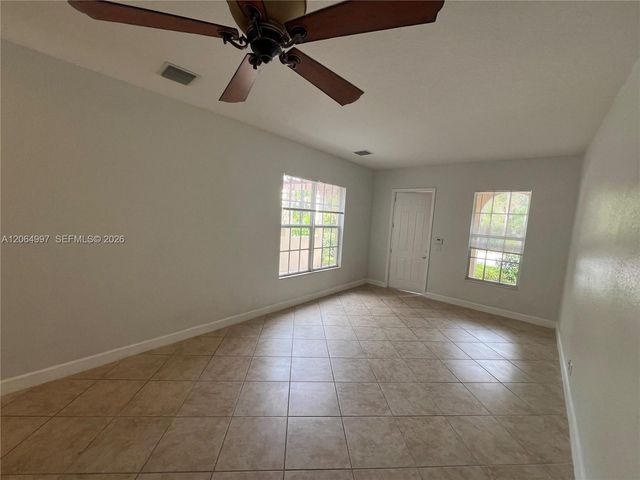 2804 Eagle Rock Cir 801, West Palm Beach, FL 33411