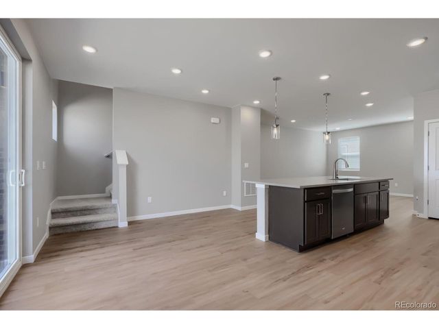 9200 E 47th Ave 402, Denver, CO 80238