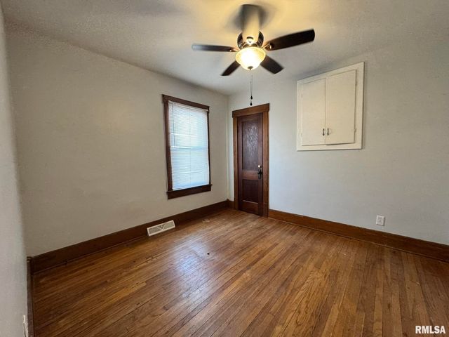 2408 YALE Boulevard, Springfield, IL 62703