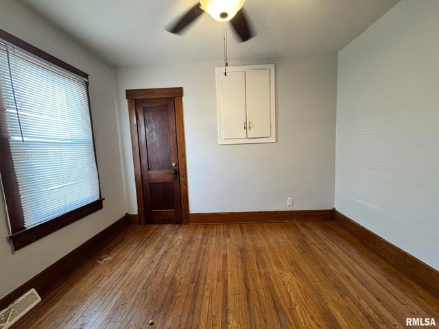 2408 YALE Boulevard, Springfield, IL 62703