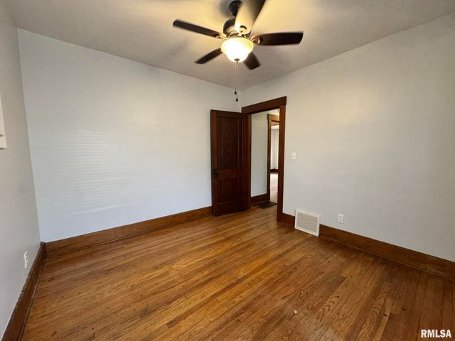 2408 YALE Boulevard, Springfield, IL 62703