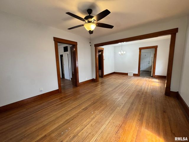 2408 YALE Boulevard, Springfield, IL 62703